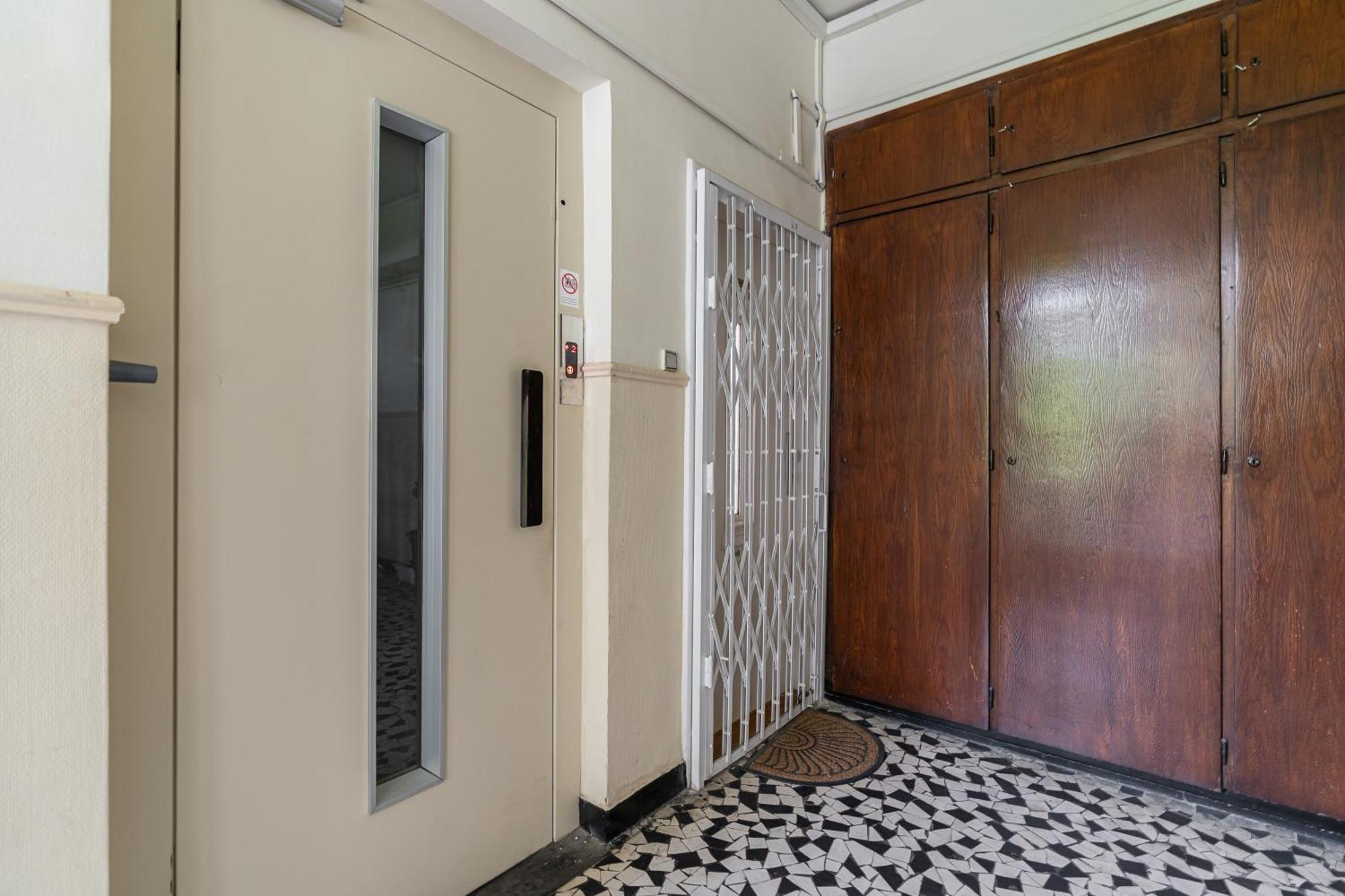 Breathless Basilika View Elegant Flat With Balcony Need Reservation X Free Parking Budapest Exterior photo